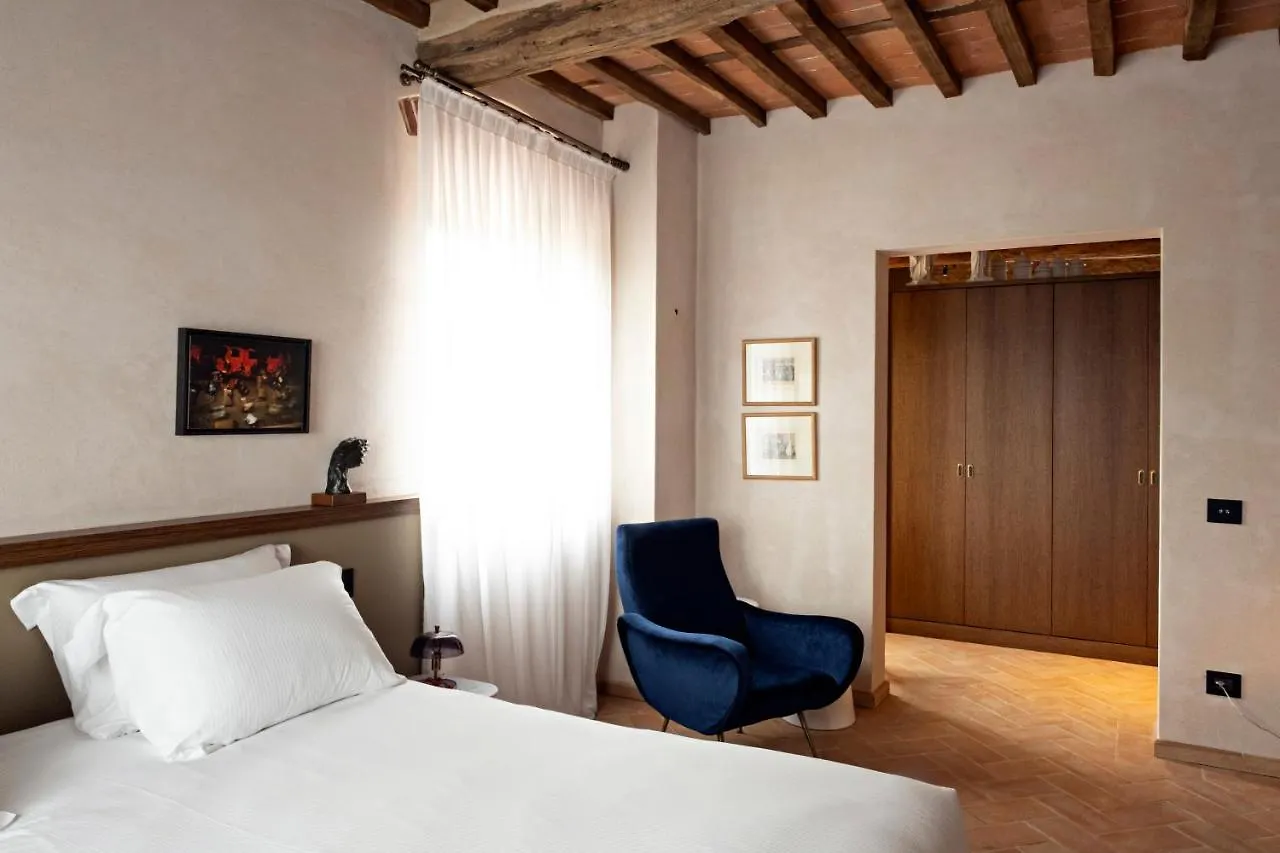 Paradis Agricole Pietrasanta 0*,