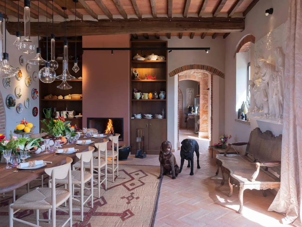 Paradis Agricole Pietrasanta 0*,